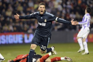 开云体育官网-欧冠淘汰赛之夜，拉什福德持续制造杀伤，红魔利刃的进化与担当